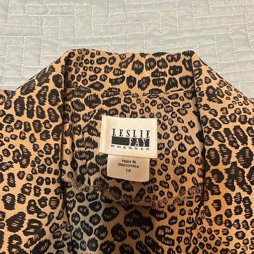 Vintage Leslie Fay Leopard 🐆 Print with Flowers 🌺 Belted Dress size 14